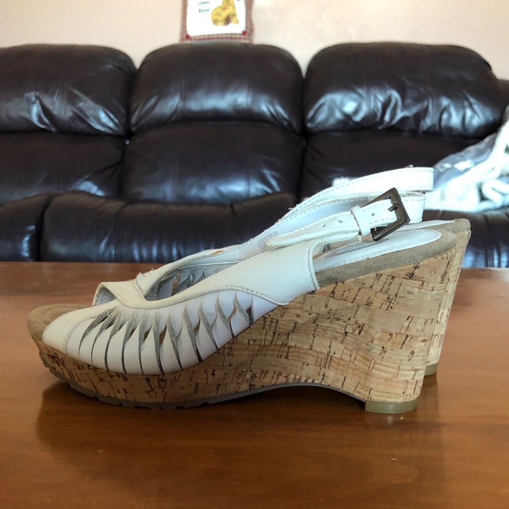Wedge heels